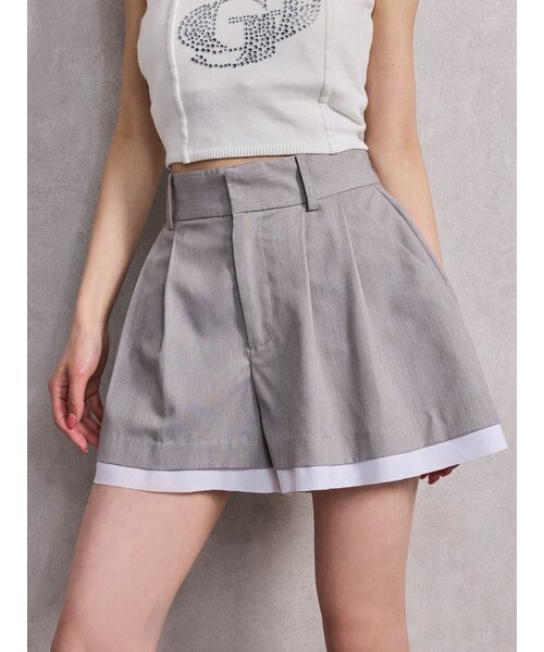 GYDA(ジェイダ)の「スレキデザインフレアショートパンツ(その他パンツ・レディース・グレー/ブラック・F)」の2枚目の写真