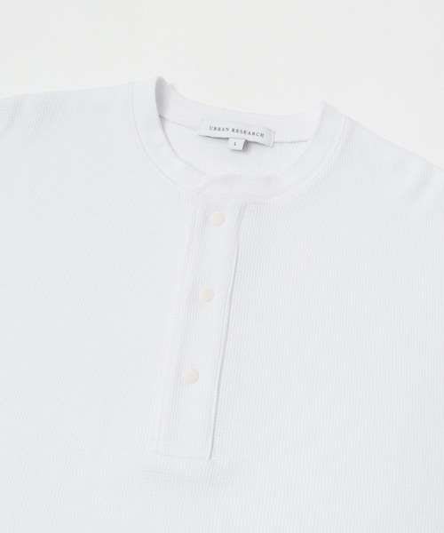 URBAN RESEARCH（アーバンリサーチ）の「『UR TECH』度詰めワッフルヘンリーロングスリーブ（Tシャツ/カットソー・メンズ・WHITE/OATMEAL/GRAY H/BLACK・M/L）」の18枚目の写真