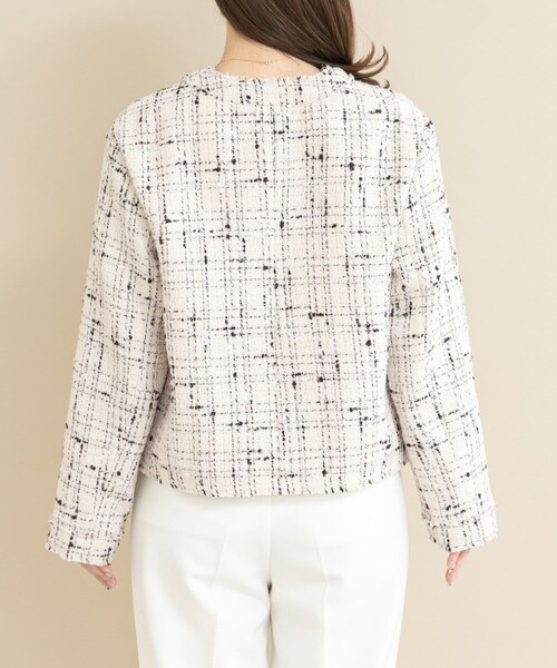 URBAN RESEARCH ROSSO（アーバンリサーチロッソ）の「『WEB限定』ツイードノーカラージャケット（ノーカラージャケット・レディース・OFF/BLACK・Free）」の4枚目の写真