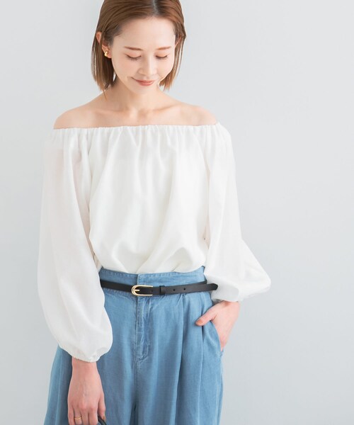 URBAN RESEARCH ROSSO（アーバンリサーチロッソ）の「2WAYオフショルブラウス（シャツ/ブラウス・レディース・white/black・FREE）」の3枚目の写真