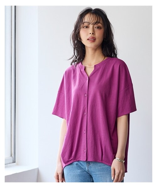 nissen（ニッセン）の「＜大きいサイズ＞美ラクRUタッチフロントタック５分袖キーネックブラウス（接触冷感・抗菌防臭・UVカット）（シャツ/ブラウス・レディース・黒/チャコールグレー/ラズベリー/オフホワイト系ストライプ・【没】S/【没】M/L/LL/3L/4L/5L/6L/8L/10L）」の10枚目の写真