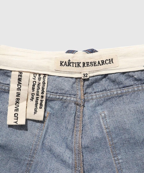 ADAM ET ROPE'（アダムエロペ）の「【Kartik Research/カルティック リサーチ】Manali Patchwork Jeans（デニムパンツ・メンズ・ブルー系・30/32）」の13枚目の写真