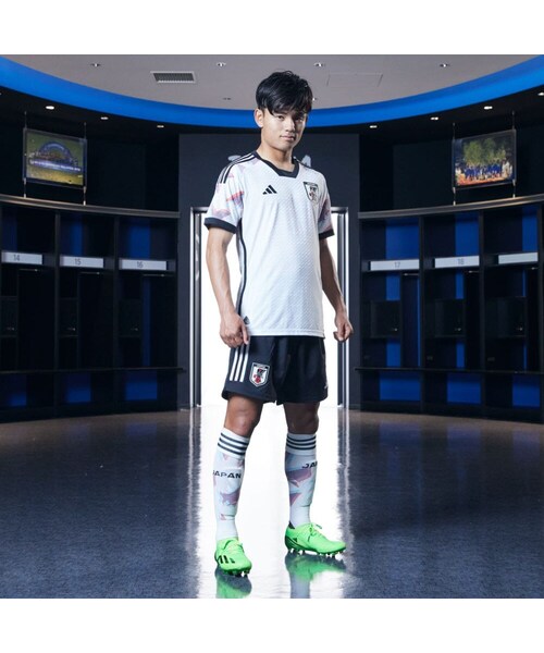 adidas(アディダス)の「サッカー日本代表 2022 アウェイ オーセンティック ユニフォーム(トップス・メンズ・ホワイト・J/S/J/M/J/L/J/XL/J/2XL/J/3XL/J/XS/J/2XS/XS/S/M/L/XL/2XL/3XL/4XL/5XL/6XL)」の2枚目の写真