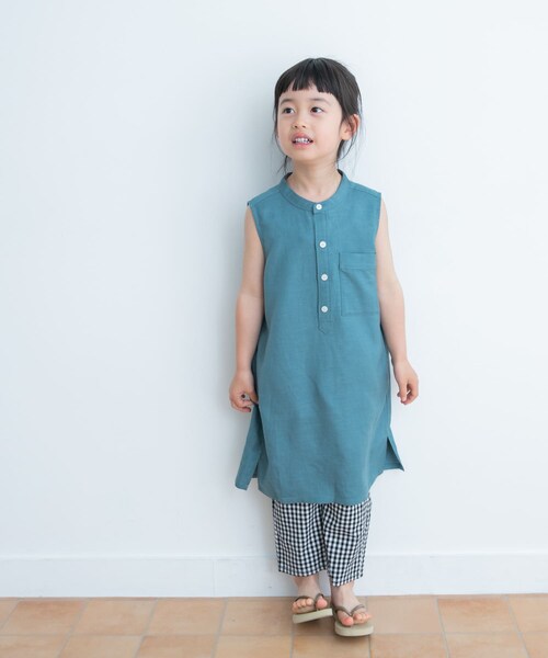 URBAN RESEARCH DOORS（アーバンリサーチドアーズ）の「リネンレーヨンノースリーブワンピース(KIDS)（ワンピース・キッズ・NAVY/BLUE・105/120/135）」の2枚目の写真