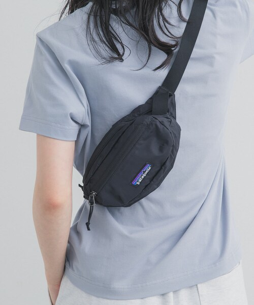 URBAN RESEARCH DOORS(アーバンリサーチドアーズ)の「patagonia TERRAVIA MINIHIPPACK(ボディバッグ/ウエストポーチ・レディース・BLK/PWGT/FDMG・One)」の5枚目の写真