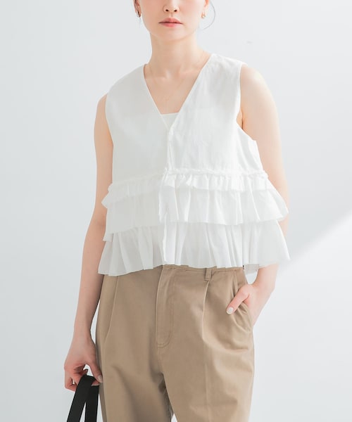 本日限り専用＊ノースリーブフリルブラウス ※9/3までの出品予定です。 フリルネックノースリーブブラウス | レディースファッション通販 - DHOLIC