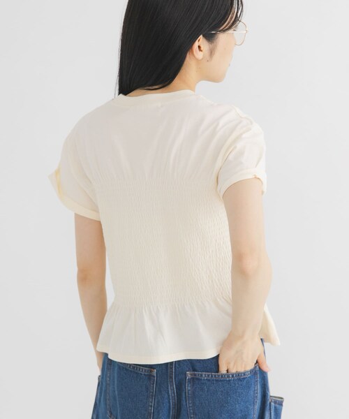 KBF（ケイビーエフ）の「シャーリングデザインプリントTEE（Tシャツ/カットソー・レディース・IVORY/BROWN/BLUE・One）」の8枚目の写真