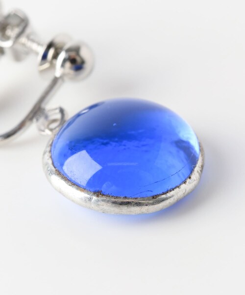 URBAN RESEARCH（アーバンリサーチ）の「Arte.m　ラグリマイヤリング（イヤリング・レディース・クリア/ブルー/グリーン/レッド/イエロー・0）」の8枚目の写真