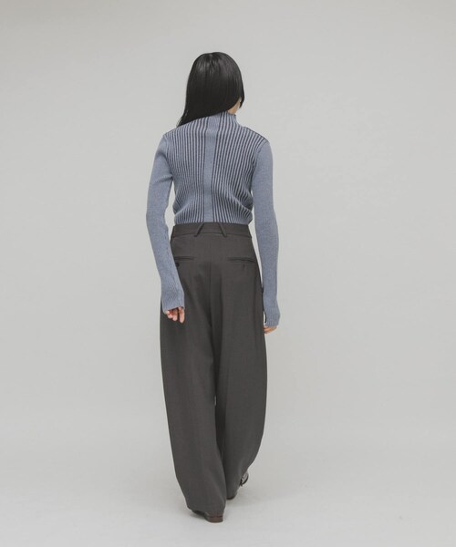 KBF（ケイビーエフ）の「illi　ランダムRIBハイネックニット（ニット/セーター・レディース・IVORY/RED/BLUE/CHARCOAL・One）」の20枚目の写真