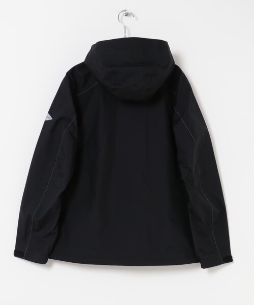EKAL(エカル)の「and wander 2.5L hiker rain jacket(テーラードジャケット・メンズ・black/l.gray・M/L)」の6枚目の写真