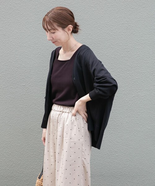 ITEMS URBANRESEARCH(アイテムズ アーバンリサーチ)の「『洗濯可』2WAYニットタンクトップ(ニット/セーター・レディース・OFF/GRN/BLK/BRN/BRD・Free)」の16枚目の写真