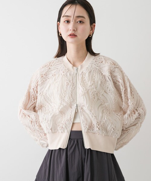 SENSE OF PLACE by URBAN RESEARCH(センスオブプレイスバイアーバンリサーチ)の「コードシシュウブルゾン(ブルゾン・レディース・IVORY/BLACK/BEIGE・one)」の7枚目の写真
