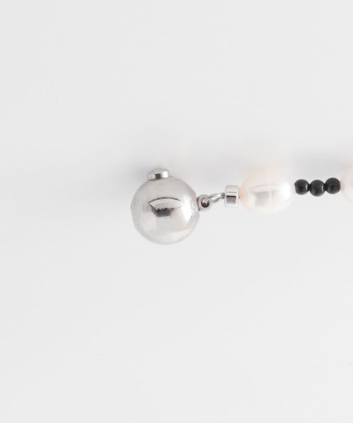 URBAN RESEARCH ROSSO（アーバンリサーチロッソ）の「in mood　ONX&RICEPRL 36CM CHOKER（ネックレス・レディース・BKWH・-）」の6枚目の写真