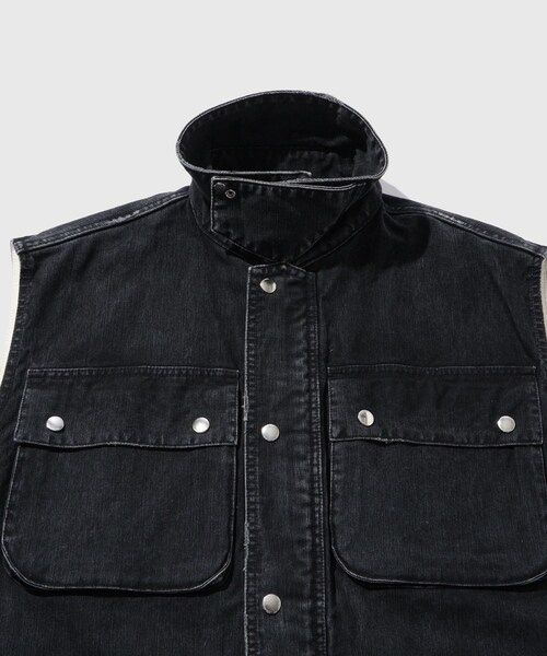 ADAM ET ROPE'（アダムエロペ）の「【JOHN MASON SMITH/ジョン メイソン スミス】SULFUR DYE HEAVY DUCK CLOTH OVERSIZED HUNTING VEST（ベスト・メンズ・ブラック・M/S）」の6枚目の写真