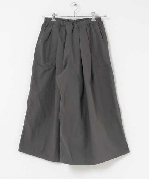 EKAL（エカル）の「『UR TECH』ナイロンタッサーワイドパンツ（その他パンツ・レディース・レイクサンリーフ/グラファイト/ネイビー/レイクブルー/ベージュ・One）」の16枚目の写真