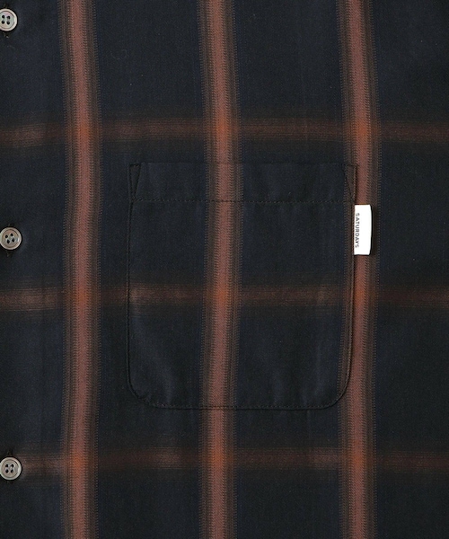 Saturdays NYC(サタデーズ ニューヨークシティ )の「Bruce Ombre Check SS Shirt(シャツ/ブラウス・レディース・オフホワイト/ネイビー・L/M/S/XL)」の21枚目の写真