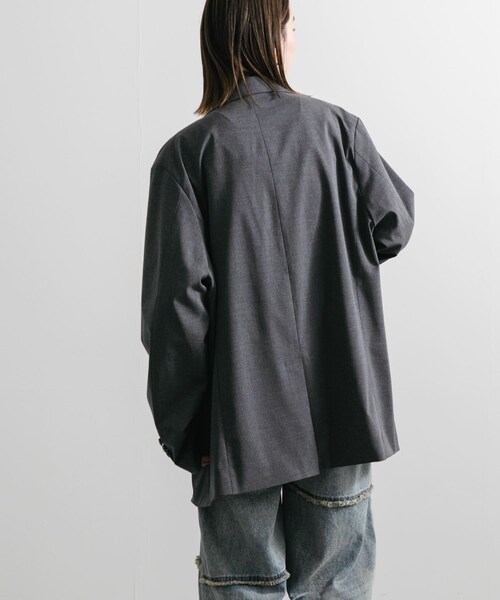 SENSE OF PLACE by URBAN RESEARCH(センスオブプレイスバイアーバンリサーチ)の「『ユニセックス』『セットアップ対応』 CARREMANテーラードジャケット(テーラードジャケット・メンズ・BLACK/CHARCOAL・M/L)」の13枚目の写真