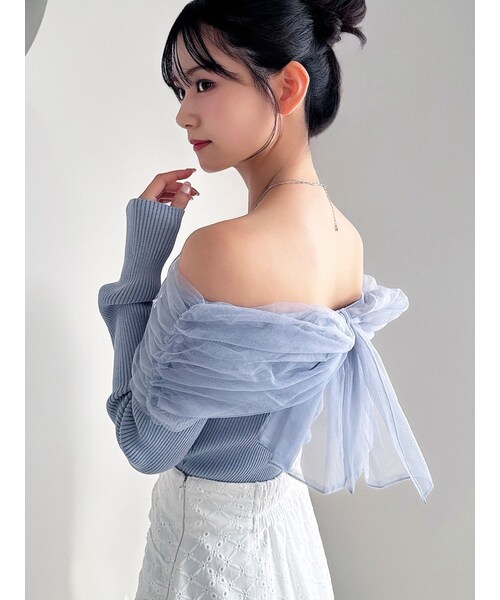 RESEXXY（リゼクシー）の「バックリボンオフショルニットトップス（ニット/セーター・レディース・ホワイト/ブラック/ピンク/ブルー・F）」の6枚目の写真