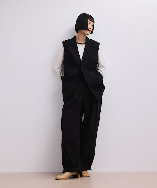 ADAM ET ROPE'(アダムエロペ)の「コットンリネンカーヴィーパンツ(その他パンツ・レディース・ブラック/キナリ・36/38)」の7枚目の写真