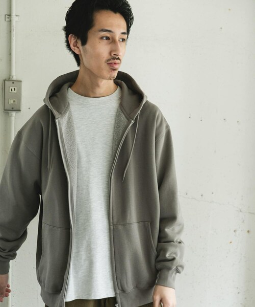 URBAN RESEARCH DOORS（アーバンリサーチドアーズ）の「『UR TECH』ピグメントダイ裏起毛ZIPパーカー（パーカー・メンズ・GRAY/BLACK・M/L）」の19枚目の写真