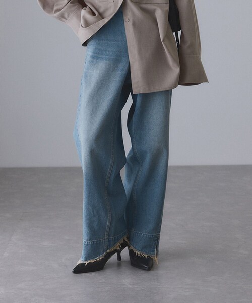ADAM ET ROPE'（アダムエロペ）の「ルーズフィットアジャストデニム（デニムパンツ・レディース・キナリ/ブルー系/サックス/ブラック/ネイビー/ブラック系/ホワイト/ダークブラウン/ベージュ系・34/36/38）」の15枚目の写真