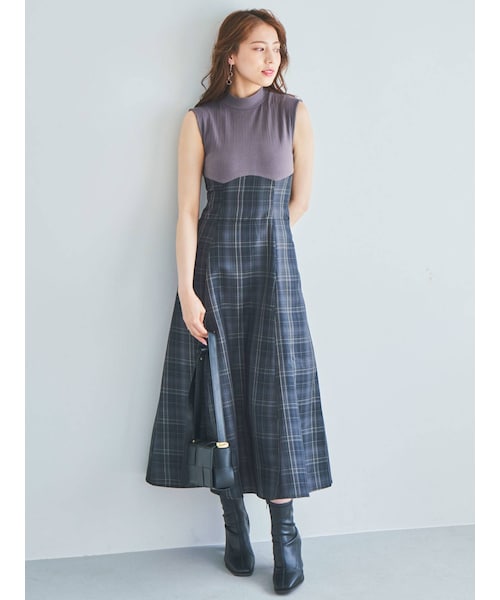 dazzlin（ダズリン）の「【WEB限定】チェックノースリーブコルセットワンピース（ワンピース・レディース・グレー/パープル/ブルー/ベージュ・M/S）」の5枚目の写真
