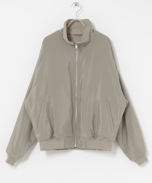 URBAN RESEARCH(アーバンリサーチ)の「HERILL Silknylontaffeta jacket(ブルゾン・メンズ・Beige/Black・2/3)」の3枚目の写真