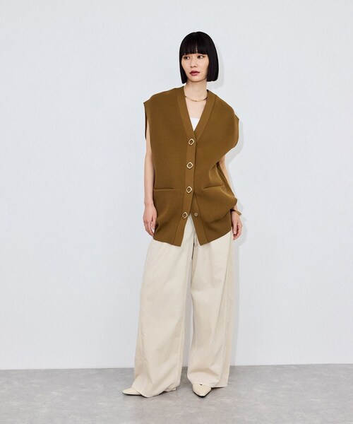 ADAM ET ROPE'(アダムエロペ)の「スクエアトゥフラットシューズ(パンプス・レディース・ブラック/キナリ・23.0/23.5/24.0/24.5)」の13枚目の写真