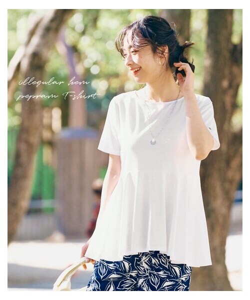 nissen（ニッセン）の「イレギュラーヘムワンポイントペプラムTシャツ（接触冷感）（Tシャツ/カットソー・レディース・黒/オフホワイト・S/M/L/LL）」の2枚目の写真