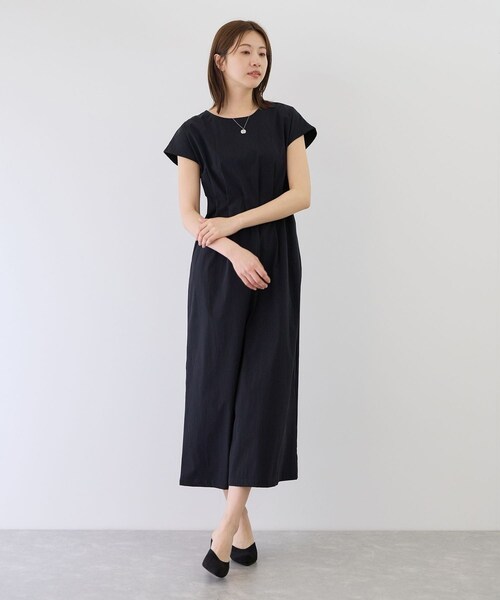 Jayro(ジャイロ)の「ラッシュガードウエストタックワンピース(ワンピース・レディース・ブラック/チャコール/ベージュ・M)」の1枚目の写真