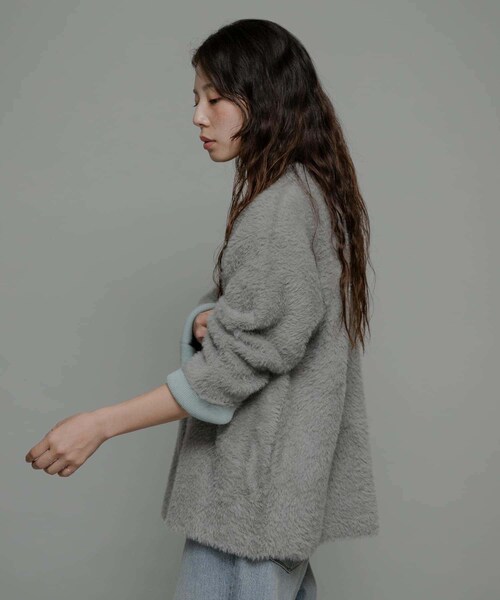 URBAN RESEARCH Sonny Label（アーバンリサーチサニーレーベル）の「ダブルフェイスバイカラーカーディガン（カーディガン/ボレロ・レディース・オフ/ベージュ/グレー・FREE）」の17枚目の写真