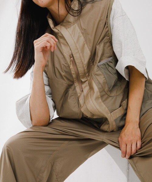 URBAN RESEARCH（アーバンリサーチ）の「DAIWA PIER39　REVERSIBLE WIND SHIELD VEST（テーラードジャケット・メンズ・NAVY/BLACK/BEIGE・S/M/L/XL）」の20枚目の写真