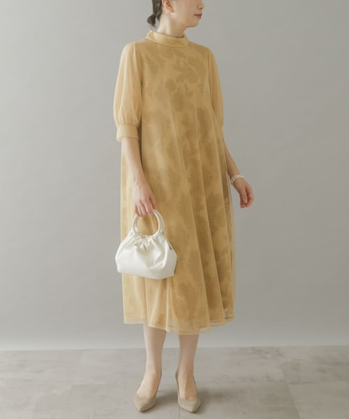 URBAN RESEARCH ROSSO（アーバンリサーチロッソ）の「kaene　チュールレースAラインドレス（ワンピース・レディース・yellow/brown・FREE）」の21枚目の写真