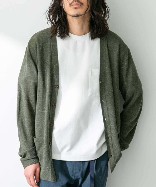 URBAN RESEARCH Sonny Label（アーバンリサーチサニーレーベル）の「『洗濯可』リネン混Vネックニットカーディガン（カーディガン/ボレロ・メンズ・オレンジ/オフ/グリーン/ネイビー・M/L）」の2枚目の写真