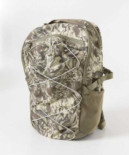 URBAN RESEARCH DOORS（アーバンリサーチドアーズ）の「patagonia　Refugio Day Pack 30L（バックパック/リュック・メンズ・NGRY/SPWI/BLK・one）」の3枚目の写真