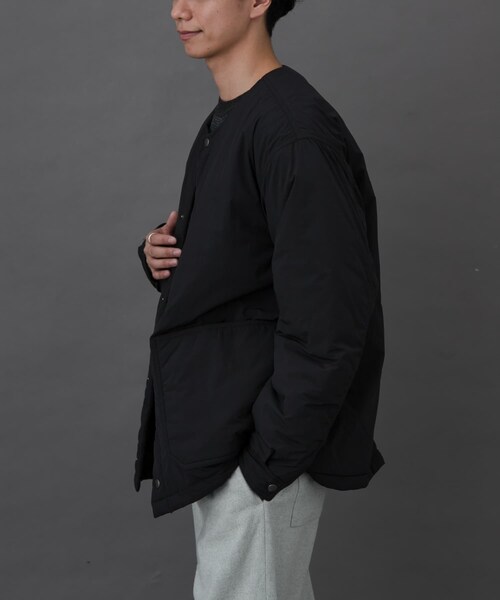 URBAN RESEARCH DOORS(アーバンリサーチドアーズ)の「FORK&SPOON SORONAリバーシブルブルゾン(ブルゾン・メンズ・BLACK/KHAKI/BEIGE・4/5)」の8枚目の写真