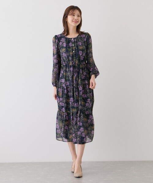 Jayro(ジャイロ)の「花柄ワンピース(ワンピース・レディース・ブラック系/ネイビー系・F)」の12枚目の写真