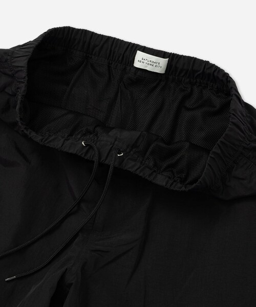 Saturdays NYC(サタデーズ ニューヨークシティ )の「Tyler Short(その他パンツ・レディース・ブラック/イエロー・L/M/S/XL)」の15枚目の写真