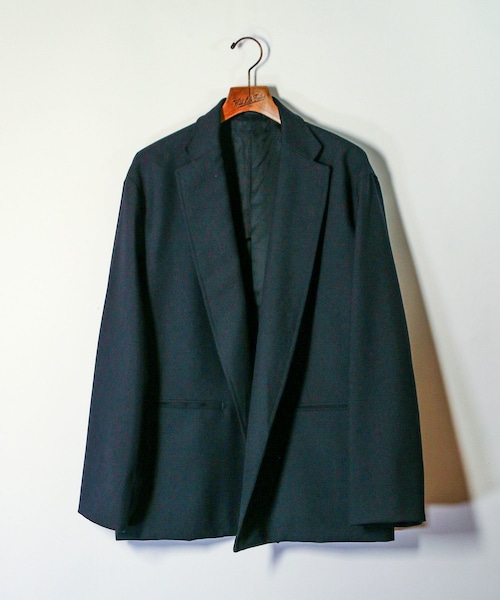 ADAM ET ROPE'（アダムエロペ）の「【blurhms】Wool Surge Cardigan Jacket（テーラードジャケット・メンズ・ネイビー・2/3）」の3枚目の写真