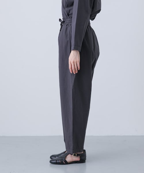 かぐれ(カグレ)の「COSMIC WONDER シルクコットンブロードフォークパンツ(その他パンツ・レディース・Charcoal/Violet ash・1)」の11枚目の写真