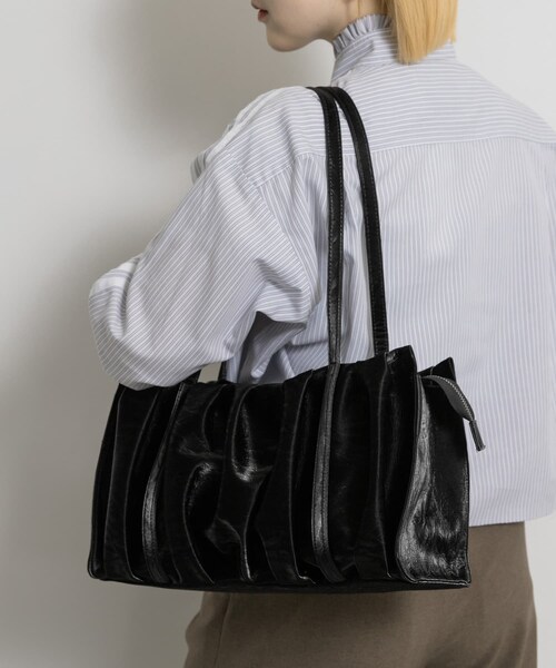 THE GOODLAND MARKET（ザグッドランドマーケット）の「ALICE MARTHA　RABBAH（トートバッグ・レディース・BLACK/TAN・Free）」の5枚目の写真