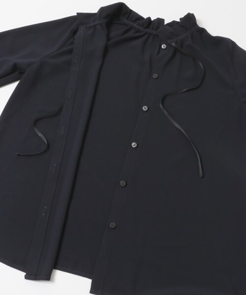 URBAN RESEARCH ROSSO（アーバンリサーチロッソ）の「F by ROSSO　フリルカラー2WAYブラウス（シャツ/ブラウス・レディース・OFF WHITE/NAVY・Free）」の14枚目の写真