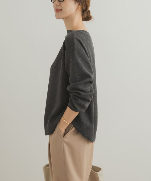 URBAN RESEARCH DOORS（アーバンリサーチドアーズ）の「コットンウールボートネックニット（ニット/セーター・レディース・BLUE/CHARCOAL/GOLD・Free）」の6枚目の写真