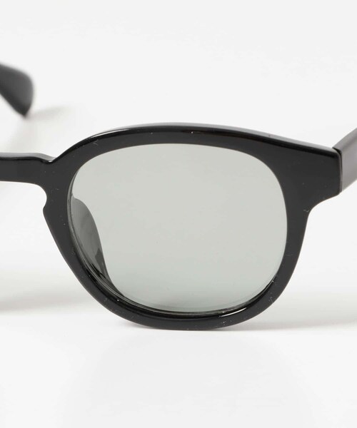 URBAN RESEARCH DOORS(アーバンリサーチドアーズ)の「ウェリントン(調光&偏光レンズ)(メガネ・メンズ・BLK/SMOKE/BLK/GRN/BLK/BLUE・-)」の8枚目の写真