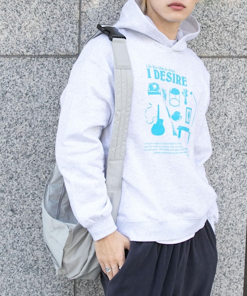 SENSE OF PLACE by URBAN RESEARCH（センスオブプレイスバイアーバンリサーチ）の「Furniture Graphic hoodie（パーカー・メンズ・BLACK/GRAY/NAVY・M/L）」の2枚目の写真