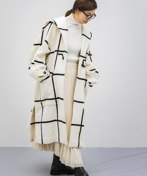 URBAN RESEARCH（アーバンリサーチ）の「rito structure　GRID-PATTERN DUFFLE COAT（ダッフルコート・レディース・CGY/WHT・2）」の11枚目の写真