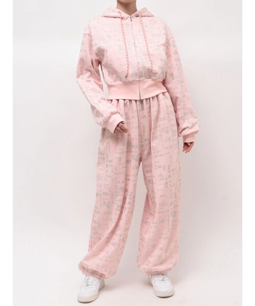 CALNAMUR（カルナムール）の「【新世紀エヴァンゲリオンコラボ】サブタイトル スウェット セットアップ（セットアップ・レディース・ブラック/ピンク・F）」の9枚目の写真