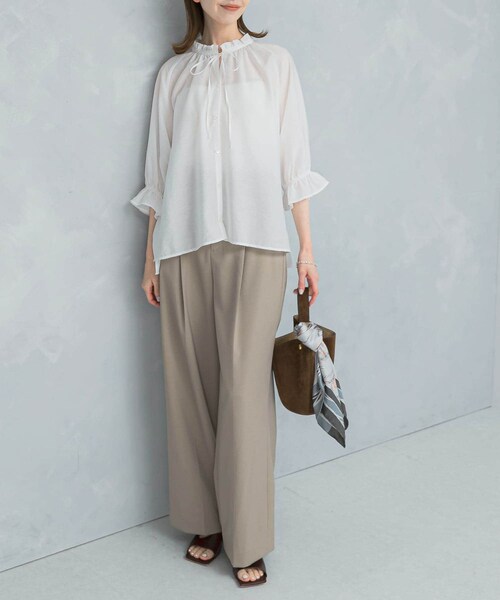 URBAN RESEARCH ROSSO（アーバンリサーチロッソ）の「ウール混防シワハイウエストワイドスラックス（その他パンツ・レディース・L/BEIGE/GRAY/STLYPE・34/36/38/TALL）」の18枚目の写真