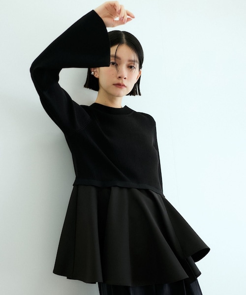 ADAM ET ROPE'(アダムエロペ)の「【サステナブル】ペプラムコンビニットプルオーバー(Tシャツ/カットソー・レディース・ブラック/オフホワイト/ライトグリーン・F)」の2枚目の写真