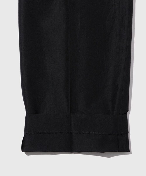 ADAM ET ROPE'（アダムエロペ）の「【blurhms/ブラームス】Si/W/C Two-tuck Slacks（スラックス・メンズ・ブラック・2/3）」の9枚目の写真